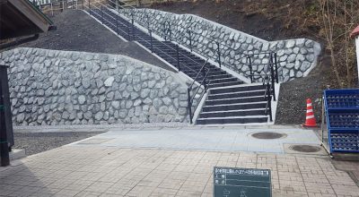 道の駅果樹公園あしがくぼデッキ改修階段設置工事完成